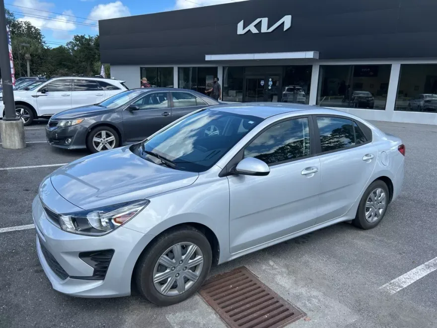2023 Kia Rio LX S photo 1