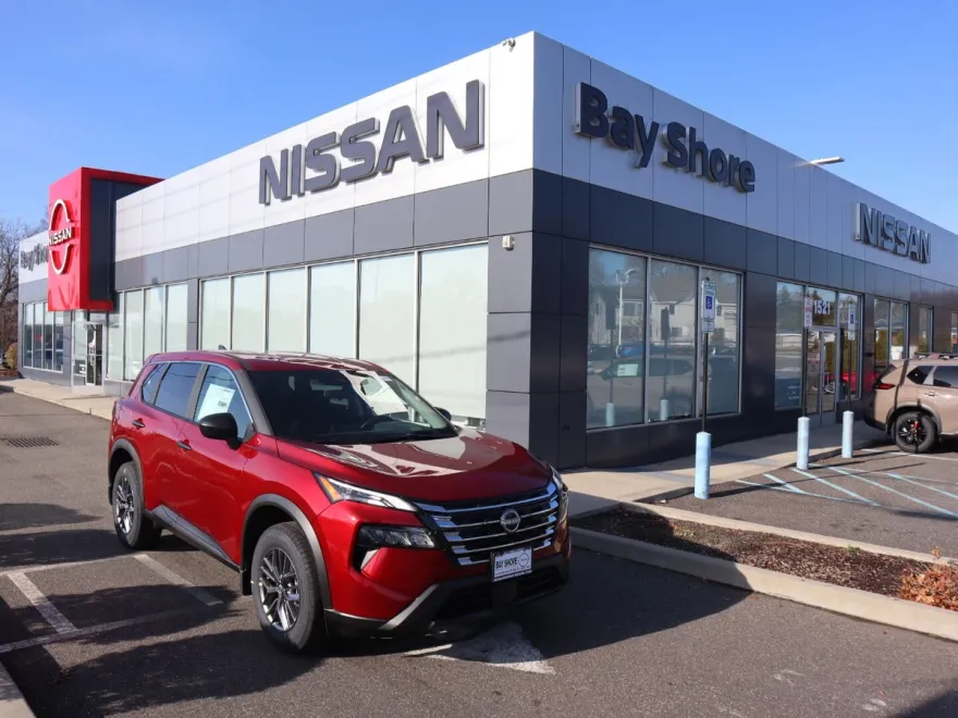 2025 Nissan Rogue S photo 1