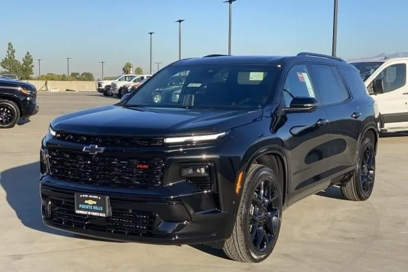 2026 Chevrolet Traverse RS photo 1