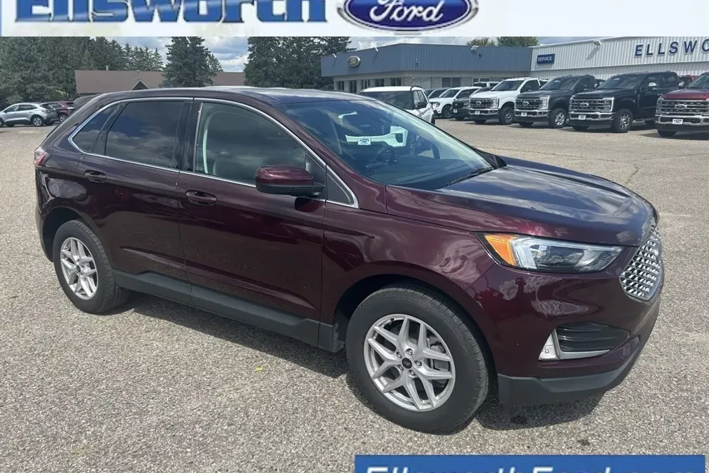 2024 Ford Edge SEL photo 1