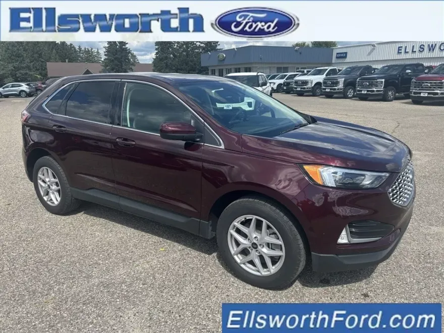 2024 Ford Edge SEL photo 1
