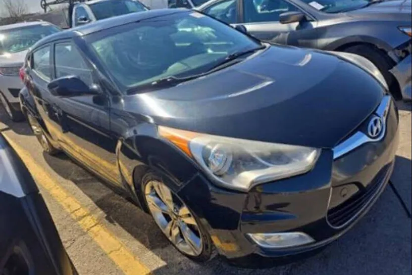 2013 Hyundai Veloster Base Turbo Ultimate photo 1