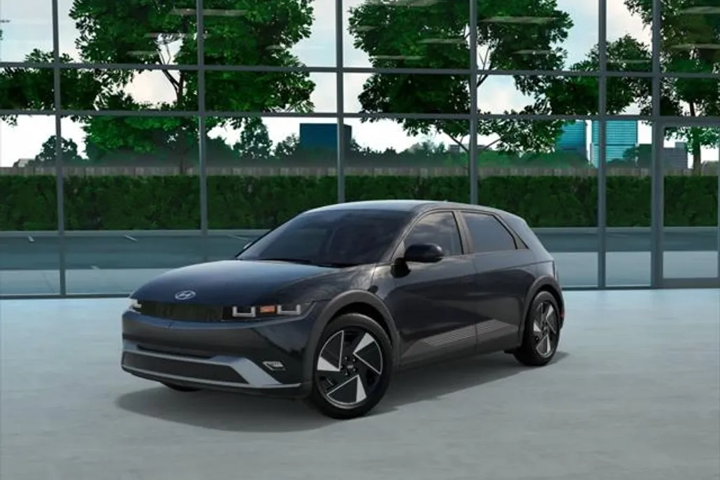 2025 Hyundai Ioniq 5 SE photo 1