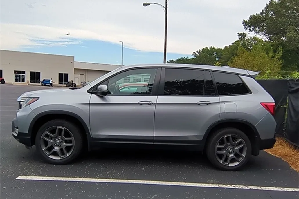 2022 Honda Passport EX-L photo 1