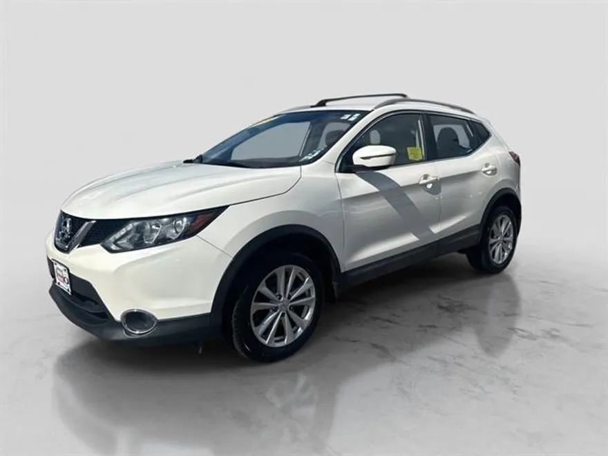 2018 Nissan Rogue Sport SV photo 1