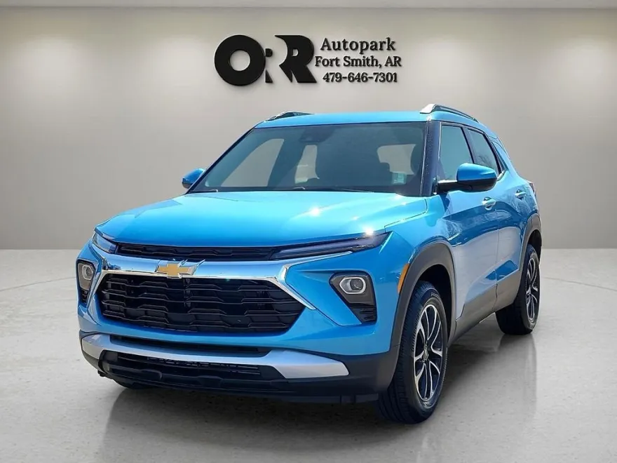 2025 Chevrolet Trailblazer LT photo 1