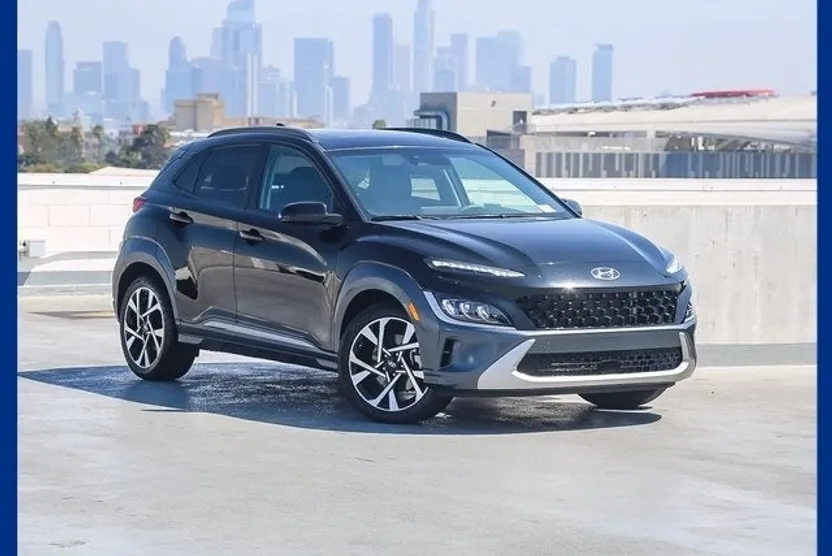 2023 Hyundai Kona Limited photo 1