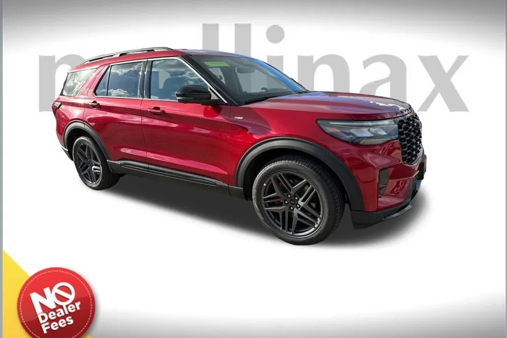 2025 Ford Explorer ST-Line photo 1