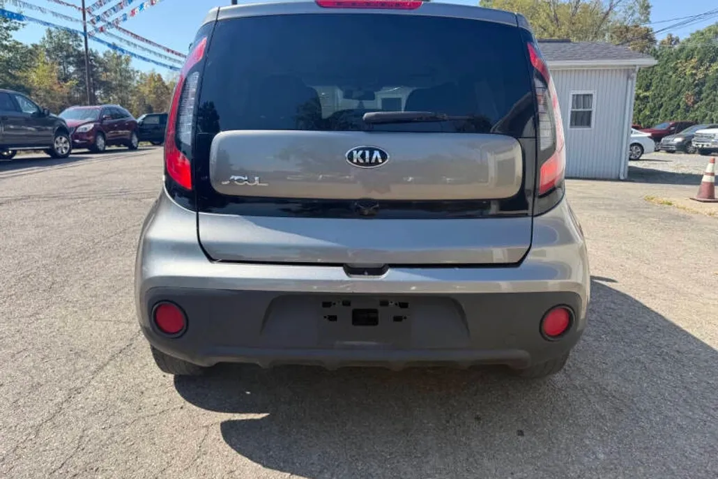 2019 Kia Soul Base photo 1