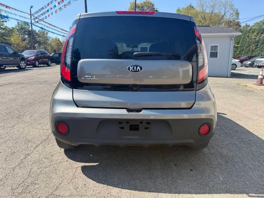 2019 Kia Soul Base photo 1