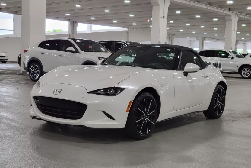 2024 Mazda MX-5 Miata Miata Grand Touring photo 1