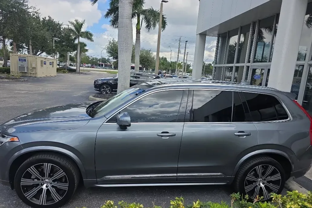 2020 Volvo XC90 Inscription photo 1