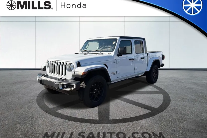 2023 Jeep Gladiator Overland photo 1