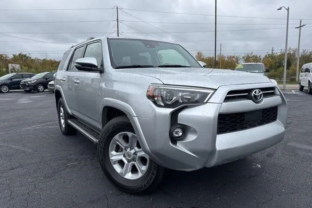 2022 Toyota 4Runner SR5 Premium photo 1