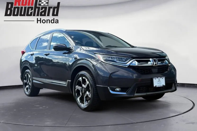 2017 Honda CR-V Touring photo 1