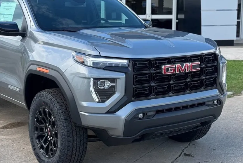 2026 Gmc Canyon Elevation photo 1