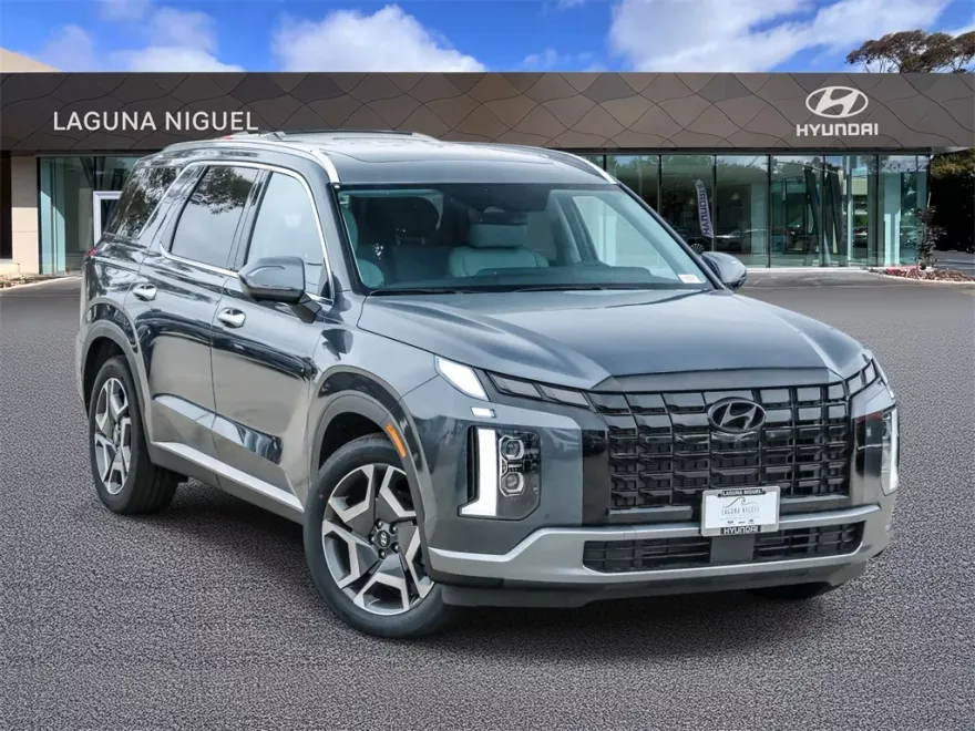 2025 Hyundai Palisade SEL photo 1