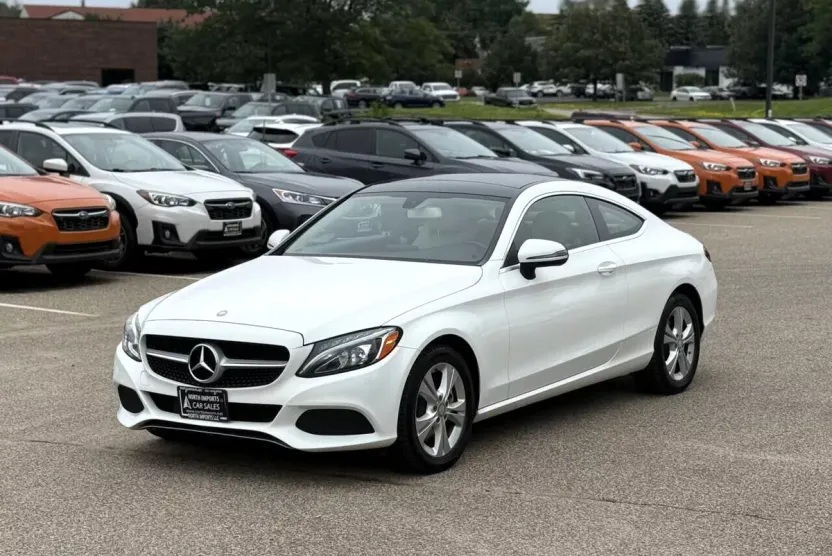 2017 Mercedes Benz C 300 4MATIC Coupe photo 1