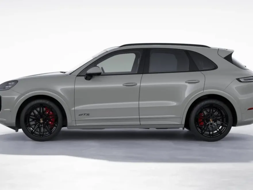 2026 Porsche Cayenne GTS photo 1