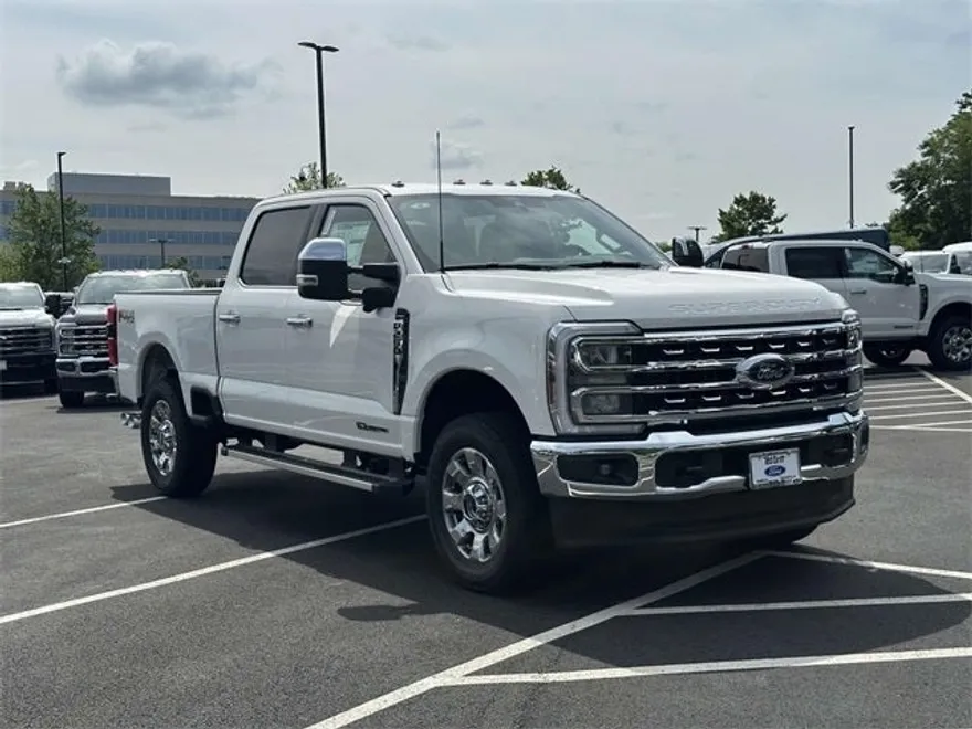 2025 Ford F-250 photo 1
