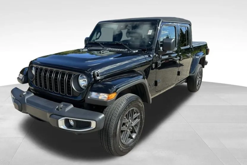 2024 Jeep Gladiator Sport photo 1