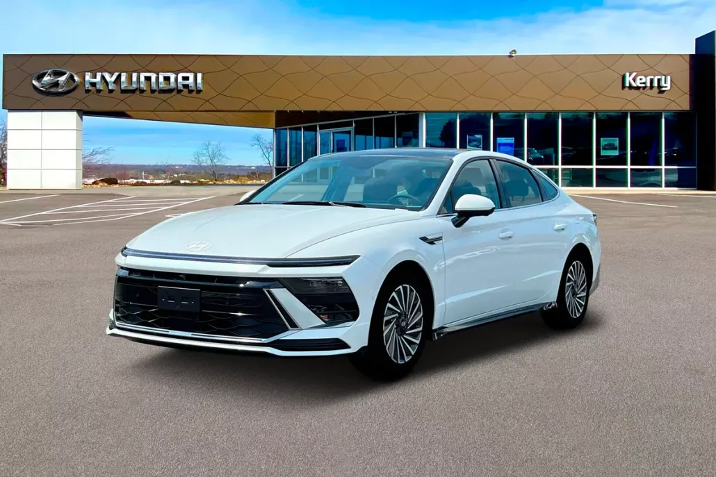 2025 Hyundai Sonata Hybrid Limited photo 1