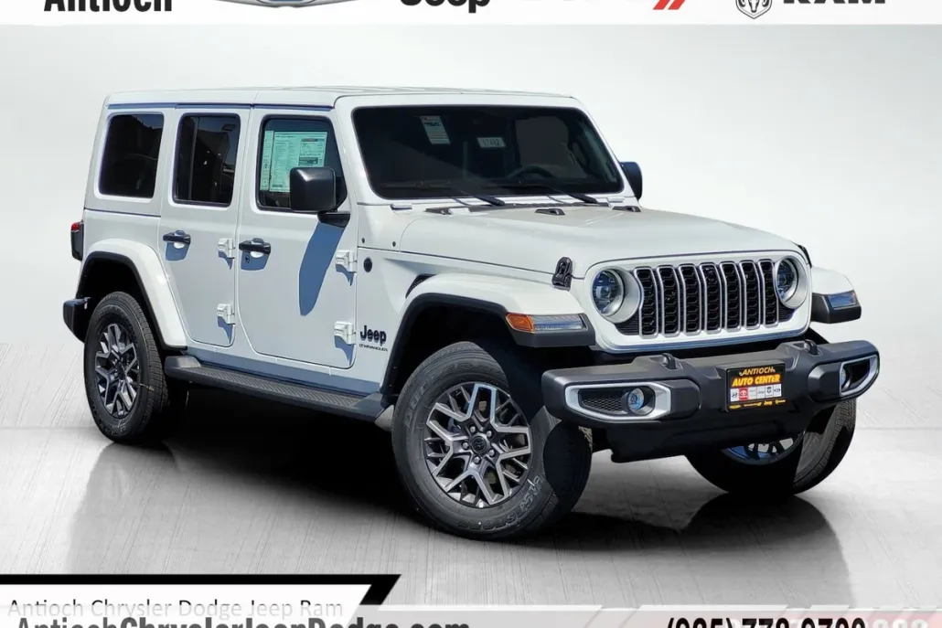 2025 Jeep Wrangler Sahara photo 1