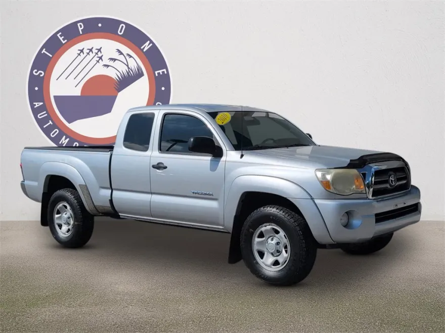 2010 Toyota Tacoma PreRunner photo 1