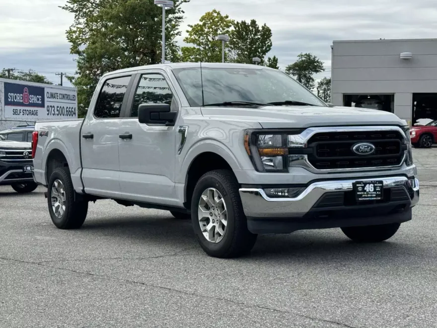 2023 Ford F-150 XL photo 1