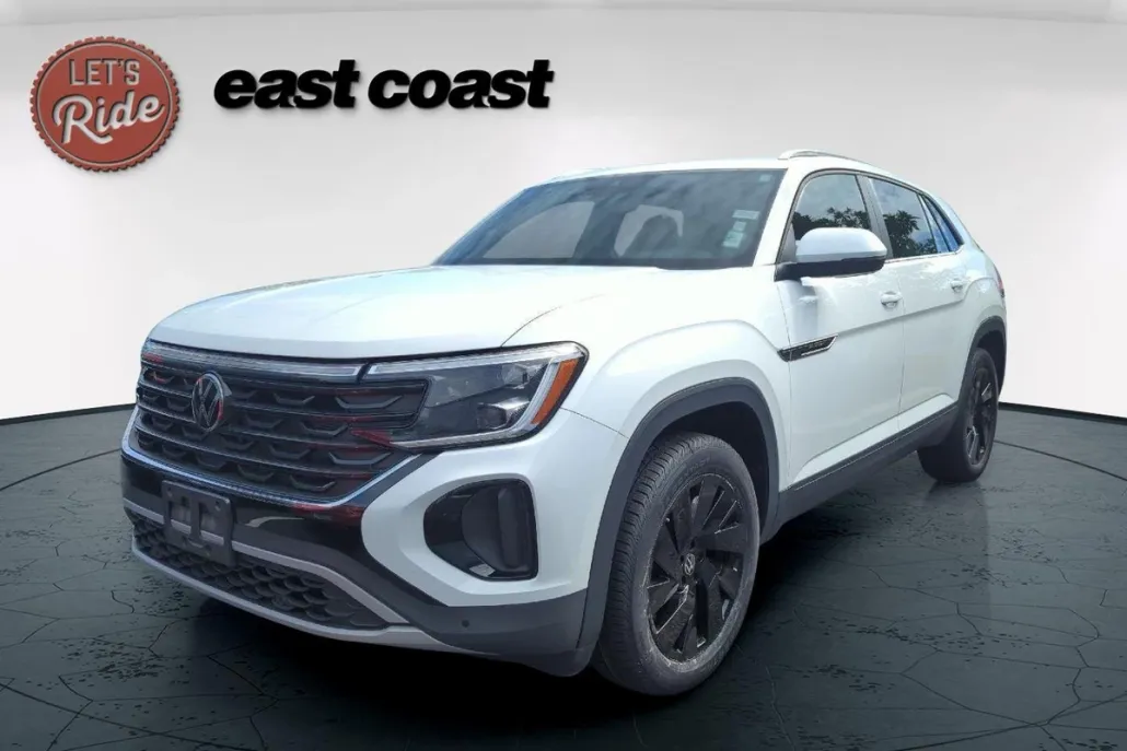 2024 Volkswagen Atlas Cross Sport SE Technology photo 1