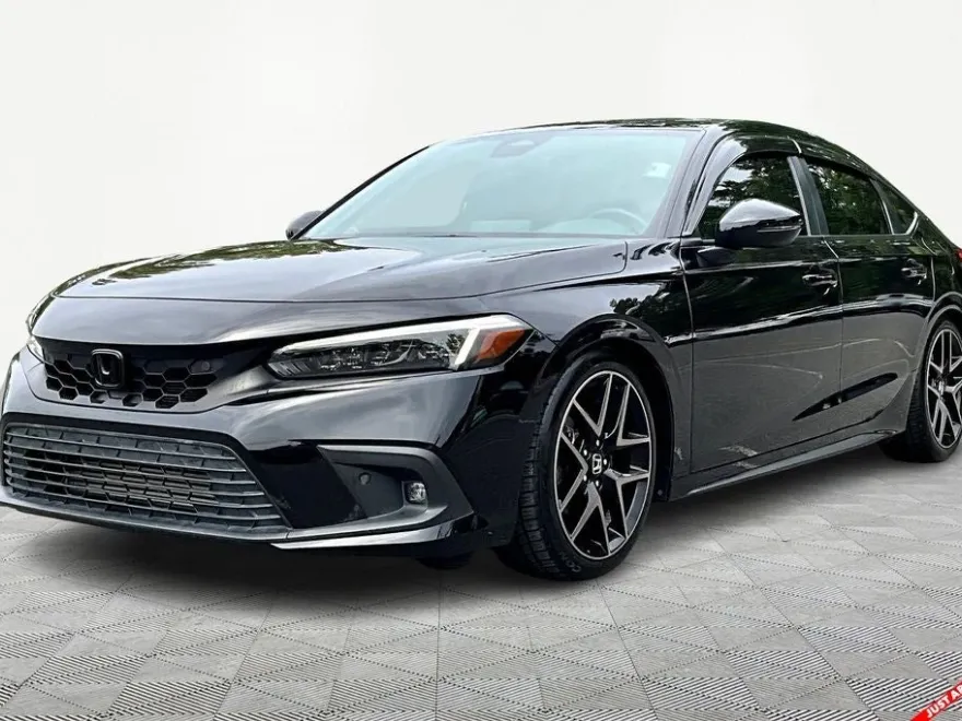 2022 Honda Civic Sport Touring photo 1