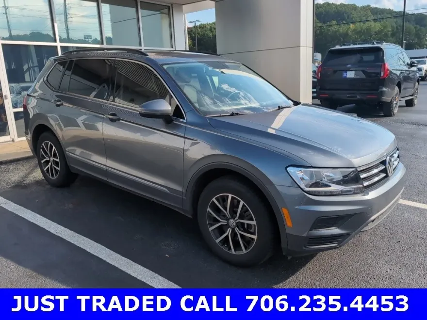 2021 Volkswagen Tiguan SE photo 1