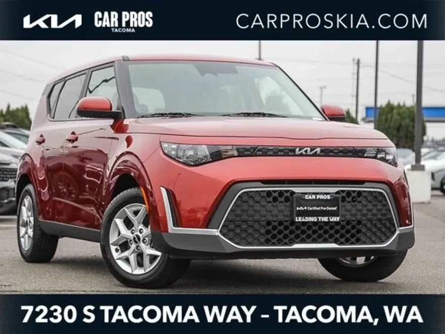 2023 Kia Soul GT-Line photo 1
