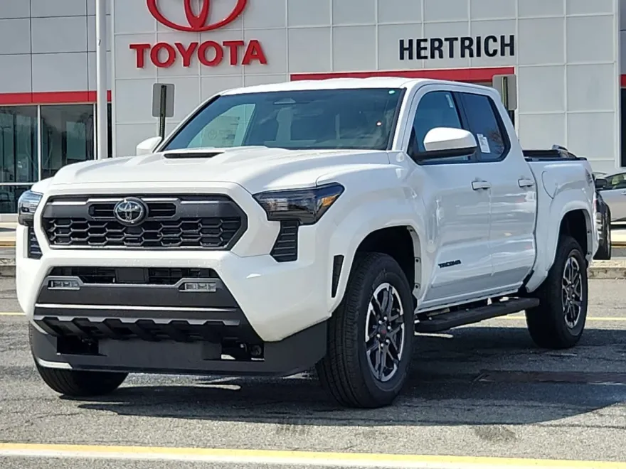 2025 Toyota Tacoma TRD Sport Double Cab photo 1