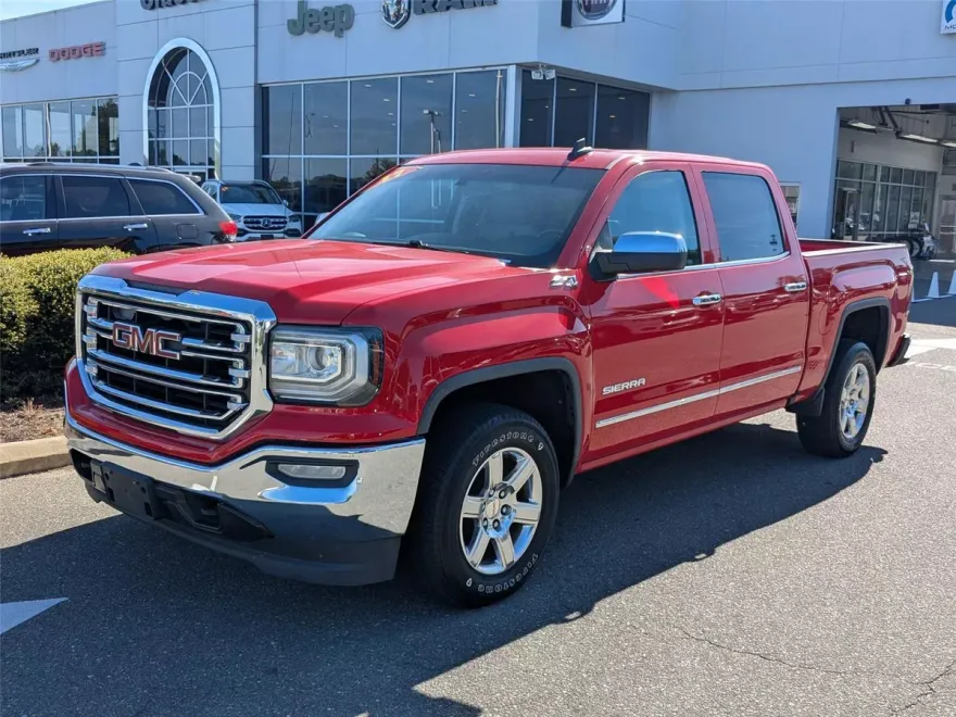 2017 Gmc Sierra 1500 SLT photo 1