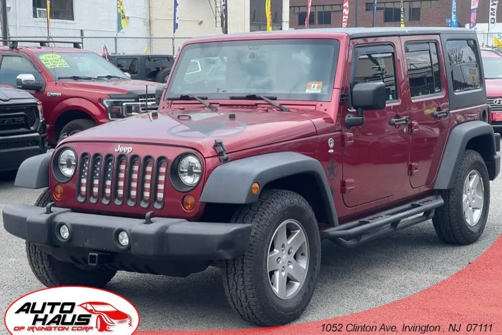 2013 Jeep Wrangler Unlimited Sport photo 1