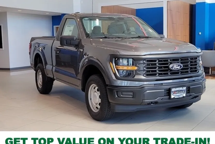 2025 Ford F-150 XL photo 1