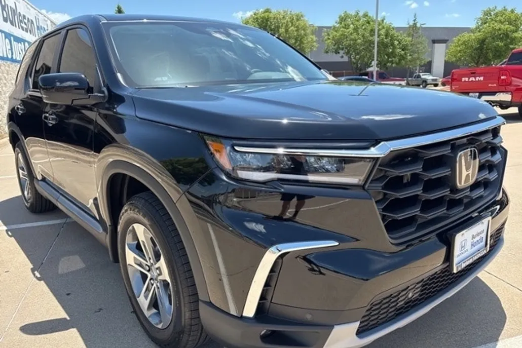 2025 Honda Pilot EX-L photo 1
