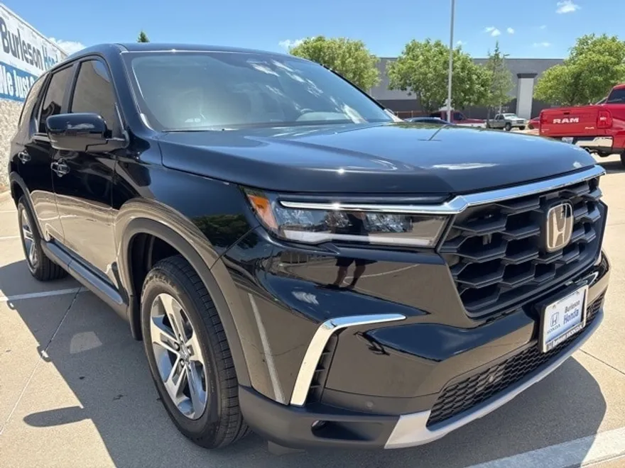 2025 Honda Pilot EX-L photo 1