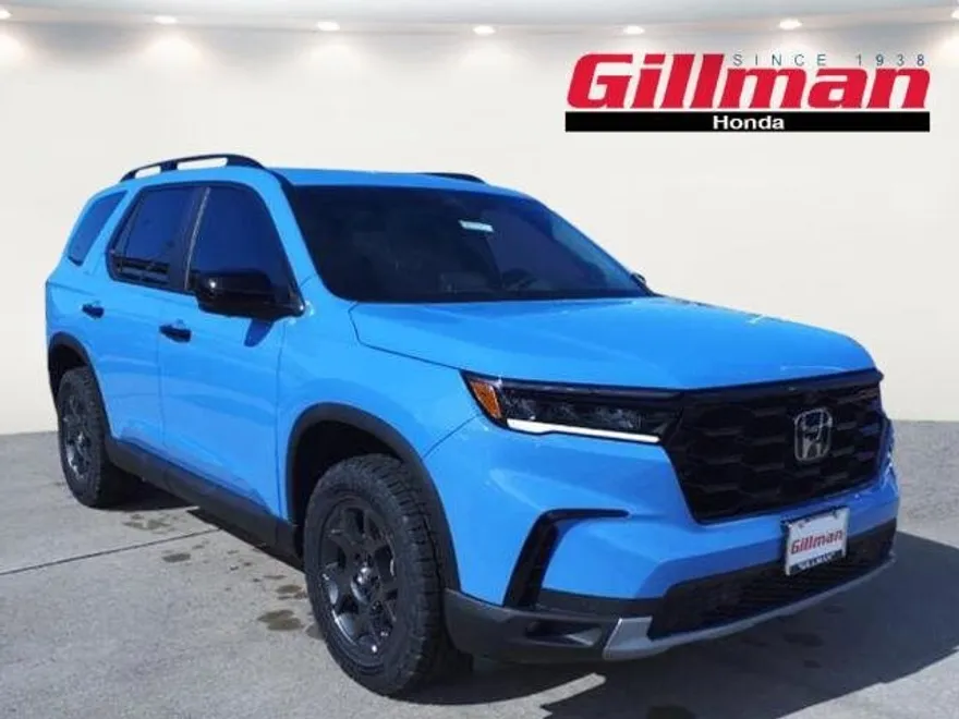 2025 Honda Pilot TrailSport photo 1