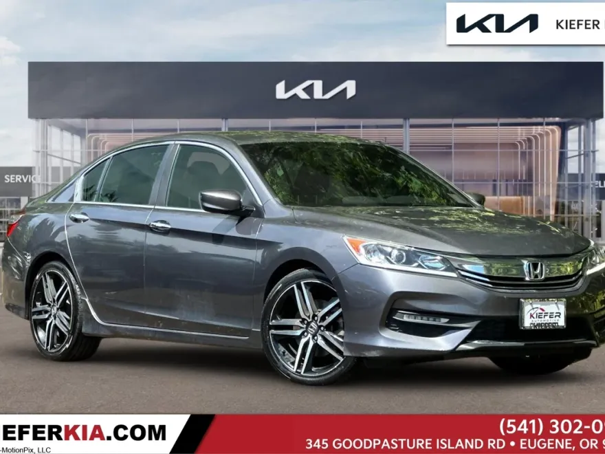 2017 Honda Accord Sport photo 1