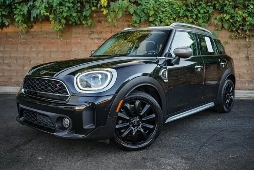 2023 Mini Cooper Signature photo 1