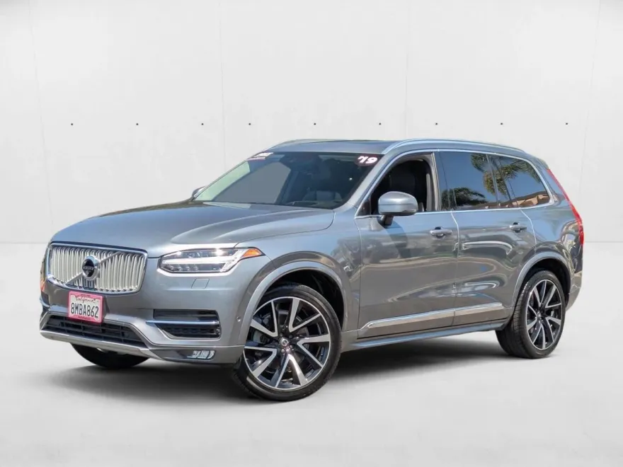 2019 Volvo XC90 T6 Inscription photo 1