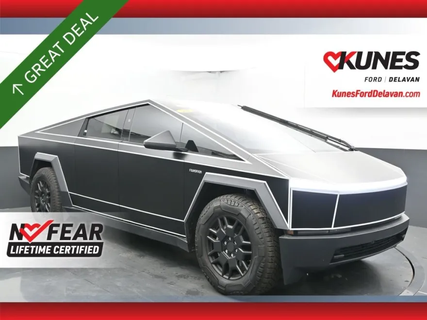 2024 Tesla Cybertruck Cyberbeast photo 1