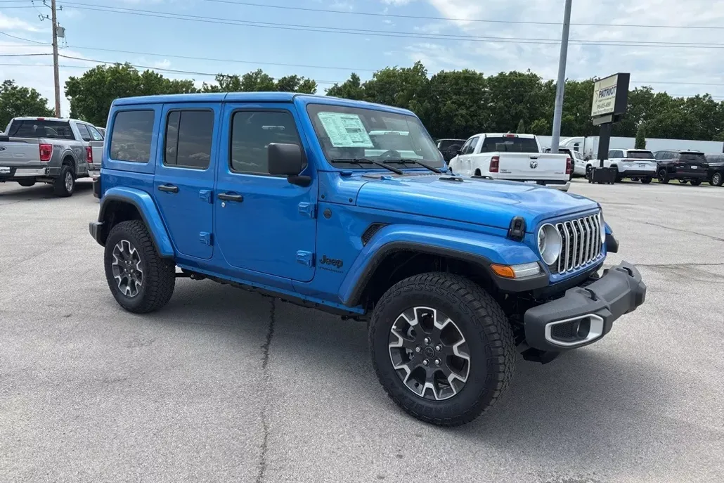 2025 Jeep Wrangler Sahara photo 1