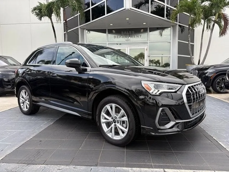 2024 Audi Q3 Premium S line photo 1