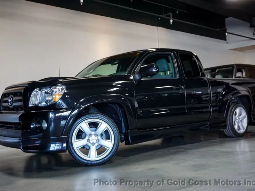 2009 Toyota Tacoma X-Runner photo 1