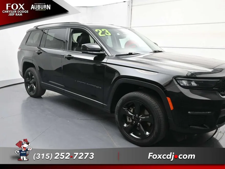 2023 Jeep Grand Cherokee Limited photo 1