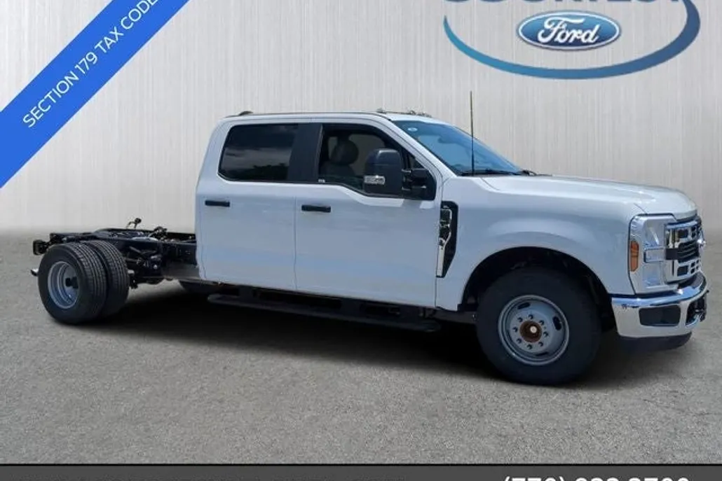 2025 Ford F-350 photo 1