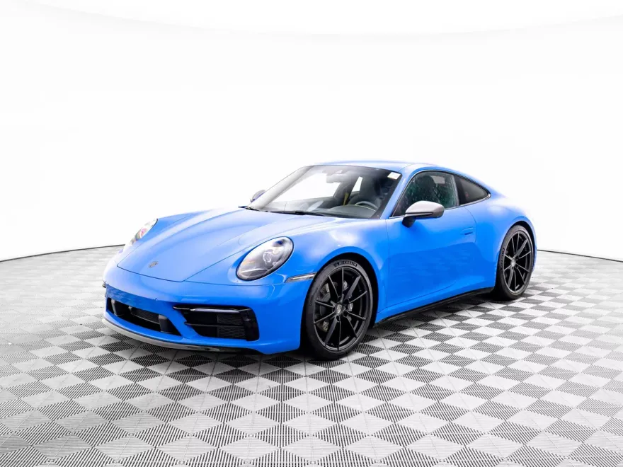 2024 Porsche 911 T photo 1
